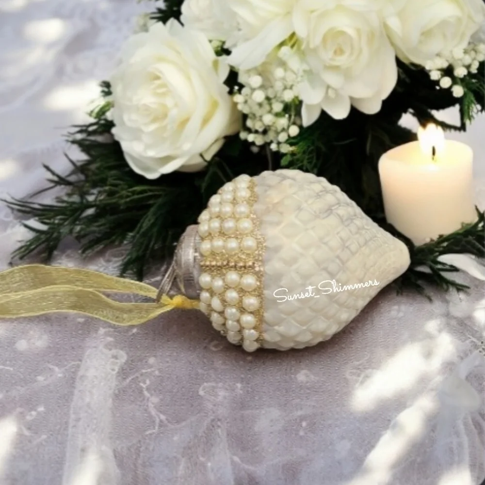 4pc Set Gold Beaded Pinecone / Egg Corn Glass Kugal Style Christmas Ornaments